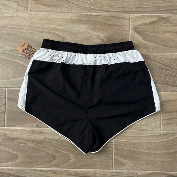 New Umbro Shorts | Size Small - Picture 2 of 4